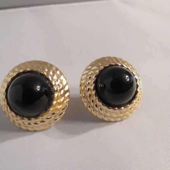 Stunning Large 14K Gold and Onyx Earrings - Omega Backs - Picture 3 of 11